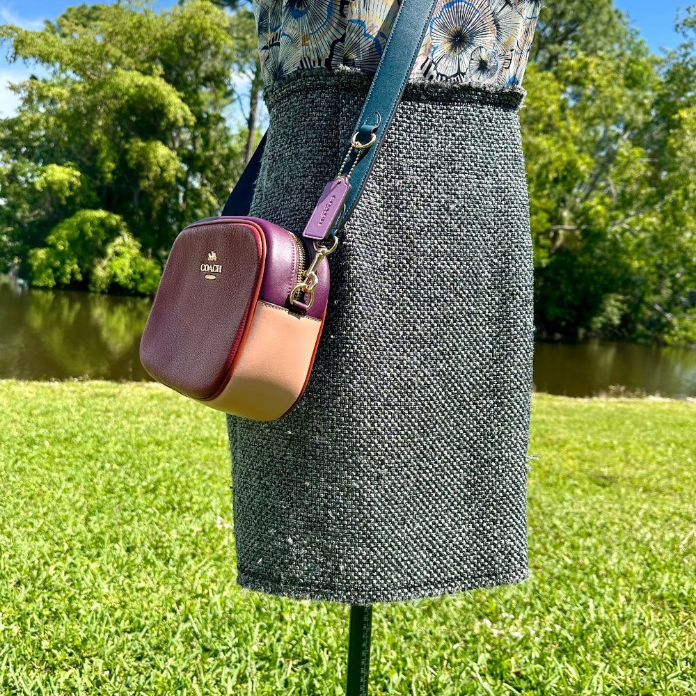 SOLD - COACH NWOT Jamie Camera Bag in Colorblock Leather Crossbody Bag CE647 - Picture 4 of 16